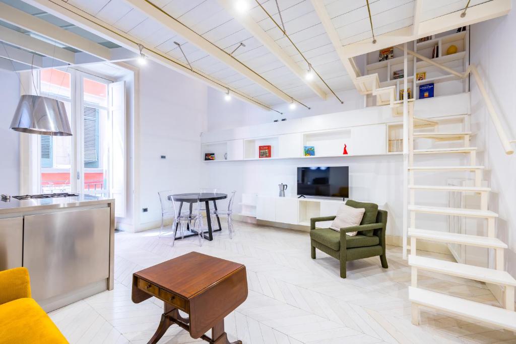 Chiaia Prestige by NapoliApartments - 2