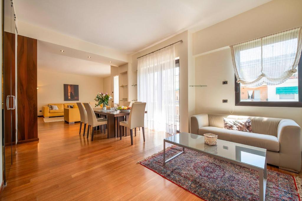 Loredana Luxury House - 3