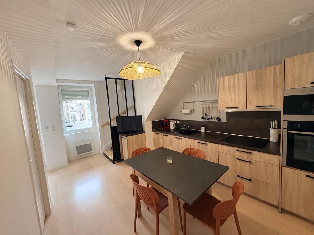Chambre privée B - maison à Villebois - 5