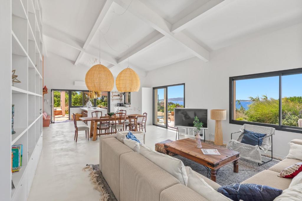 MAISON DOUCE By Terrys Homes - 5