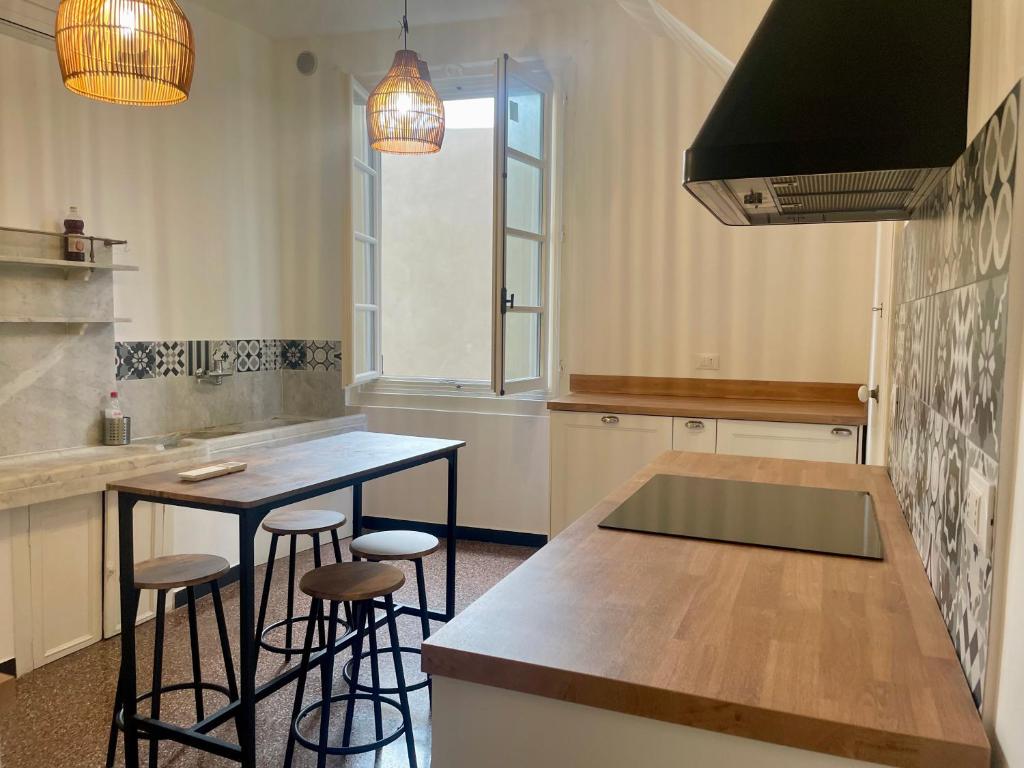 Happy Family Apartments Historical Luxury B - 4