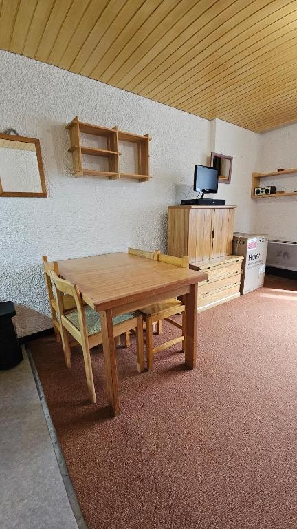 Ski Haven for 4 in Val Thorens By Alpstays - 5