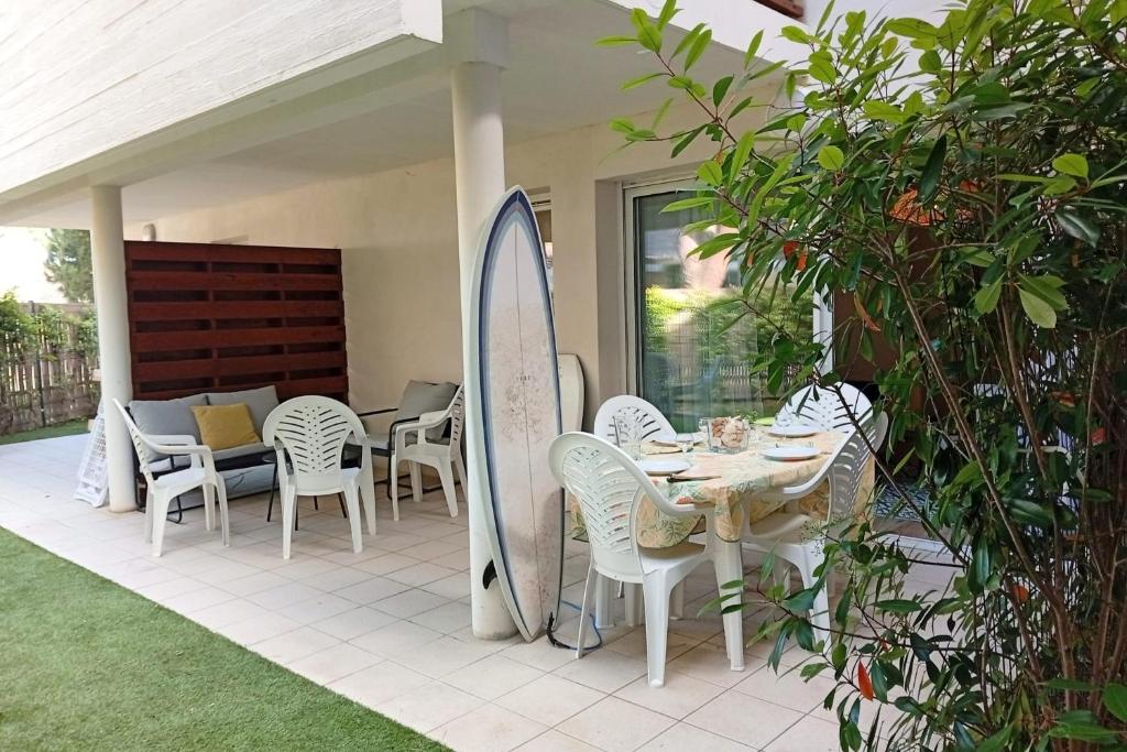 Superb apartment with terrace near beach - 4