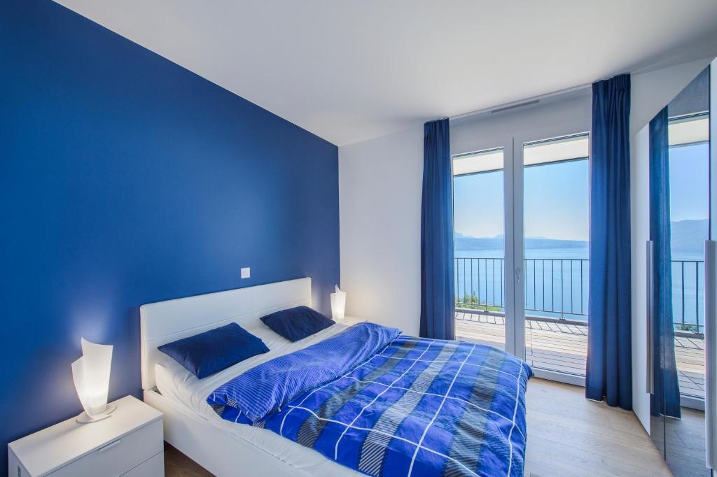 Flat with view of Lake Léman & swimming pool - 2