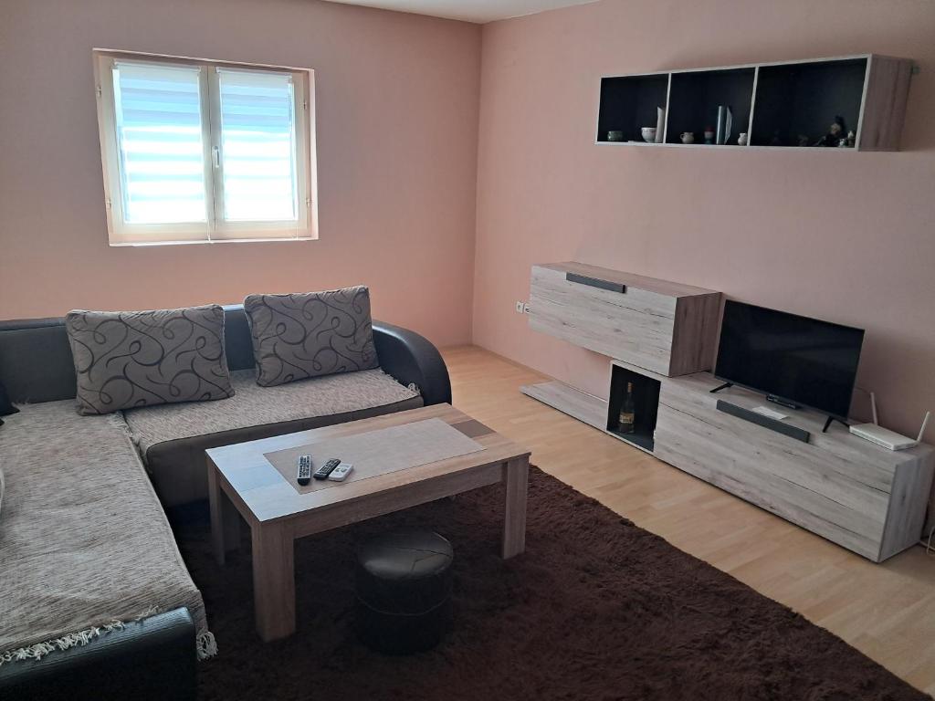 Vila Milojević - 2