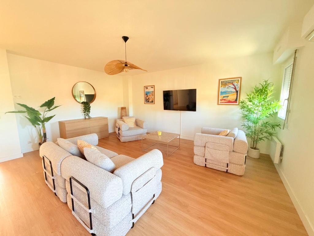 Grand appartement rénové à Carqueiranne 10 pers proche plages et port - 3