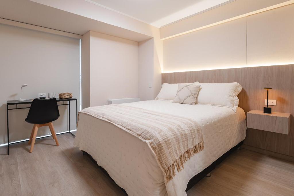 Studio Premium Luz Natural · Larco · A/C · 24h - 4