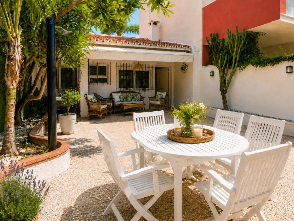 Casa con Terraza cerca de la Playa - 1