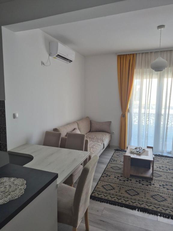Ljubica apartment with free parking - 5