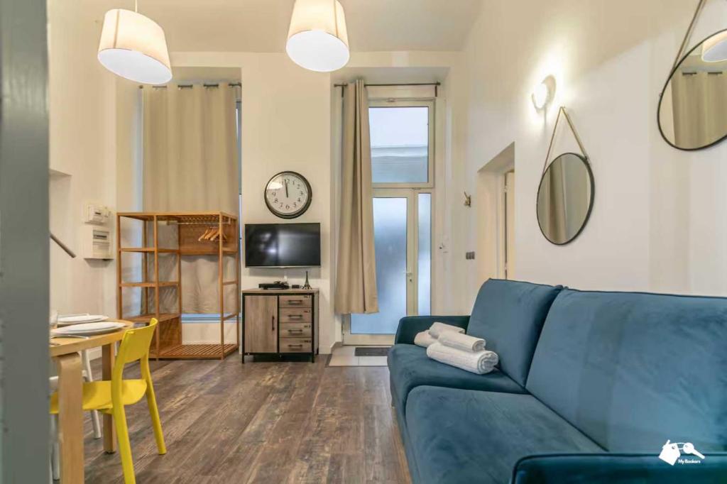 Duplex apartment 2BDR 6P - Center of Paris - 2