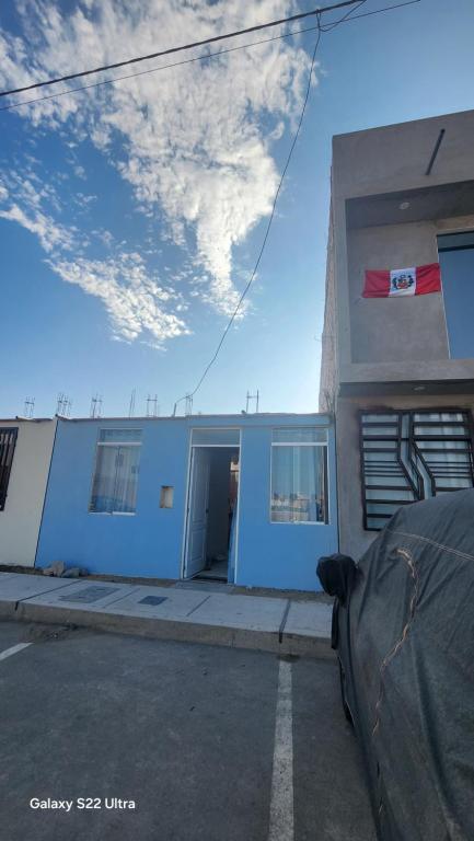 CASA CON ESTACIONAMIENTO PRIVADO c&R - 2