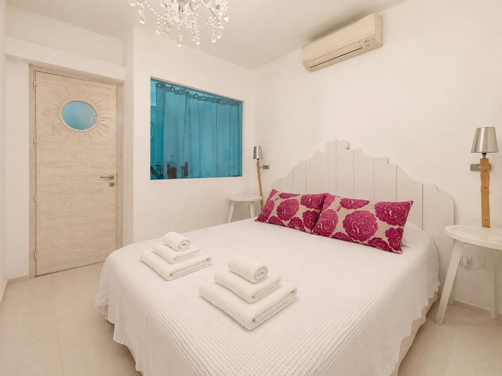 Sweet Home with Garden and shared Pool - 5