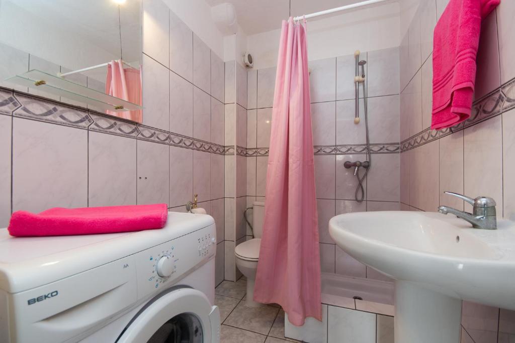 Lovely 4 Bedroom Holiday Villa - 5