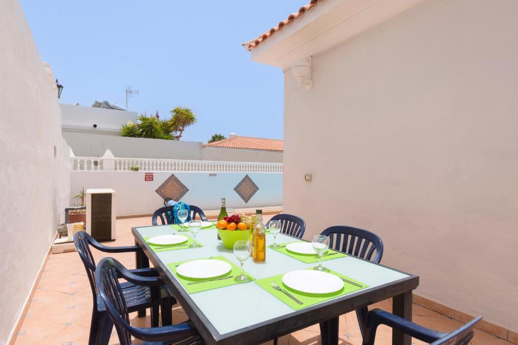 Lovely 4 Bedroom Holiday Villa - 2