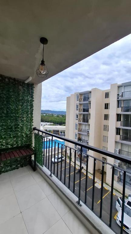 Apartamento Completo - Piscina - AC - Parqueadero - Gimnasio - 2