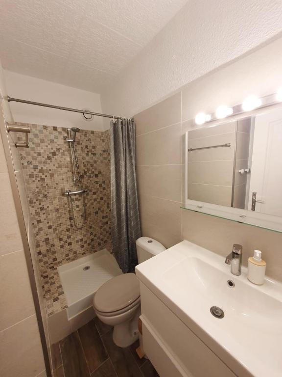 Charmant appartement aux Angles - 3