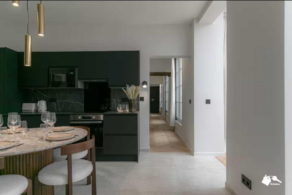 Stunning Apartment - 4BR 8P - Gare de l'Est - 4