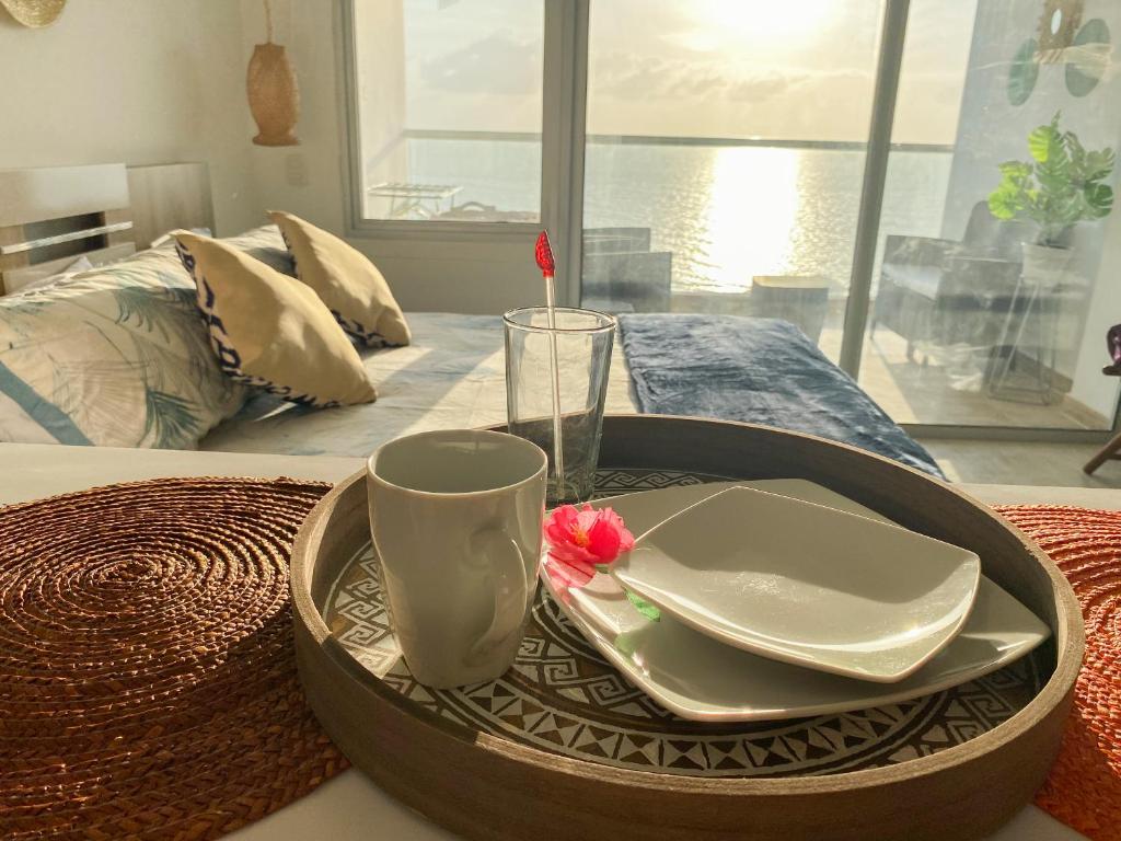 Aparta Suite en Cartagena vista al mar balcon privado Piscina - 3
