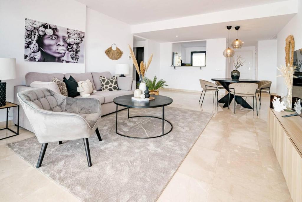 DJA- Modern 2 bedroom apartment close to beach - 4
