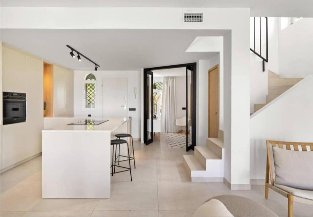 Se8 - Stylish Townhouse With Rooftop Terrace - 5