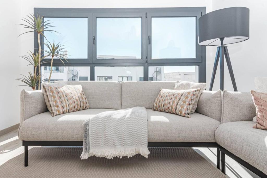 EG5.4A - Luxury Penthouse with Private Sun Terrace - 2