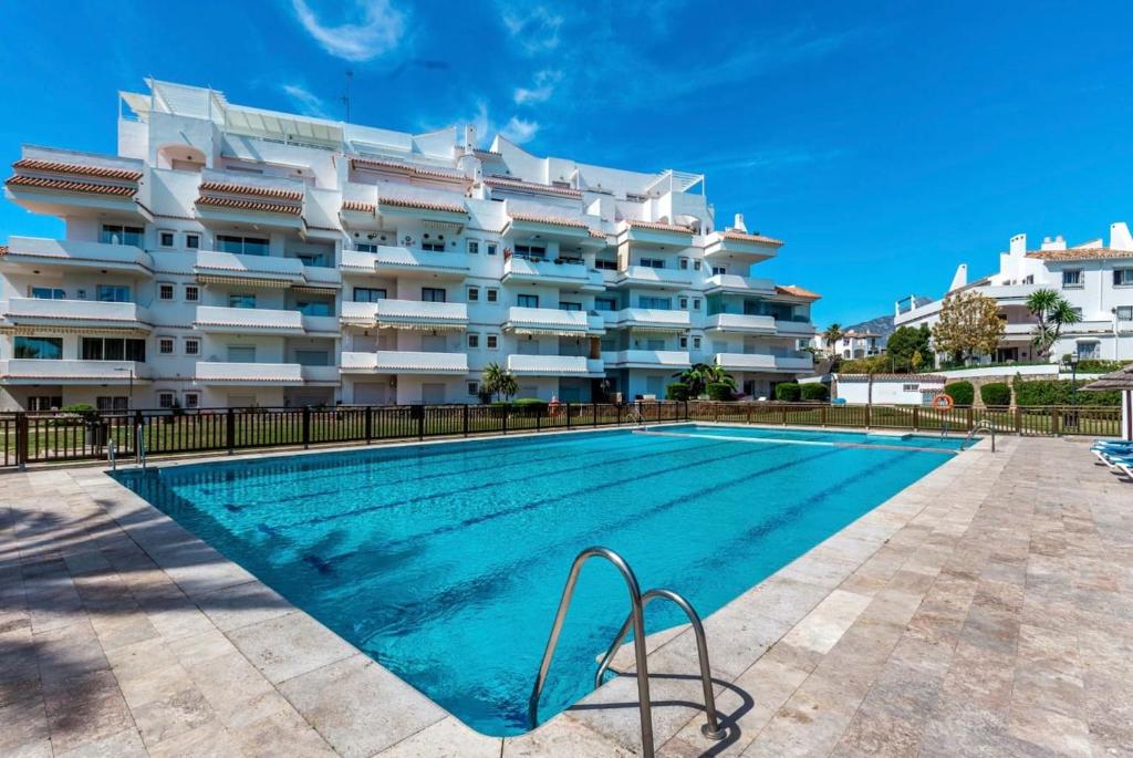 Rg325 - Great 2 Bed Apt, Close To Puerto Banus - 4