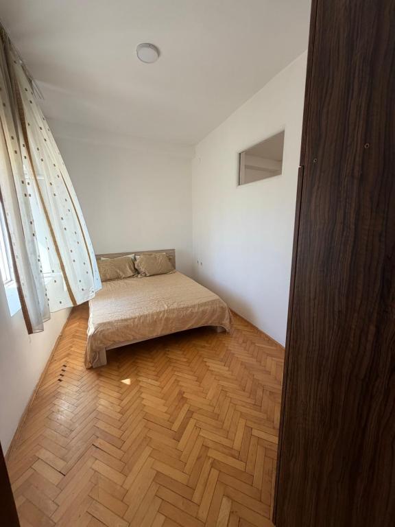 Peaceful apartment in Central Podgorica - 5
