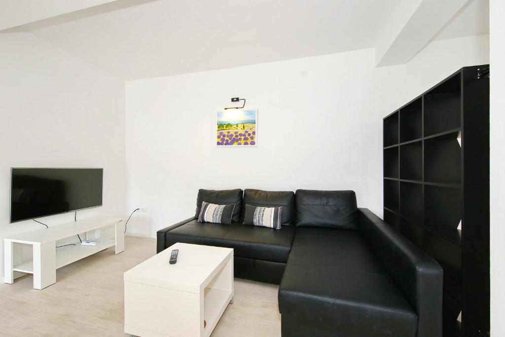 Apartments Matkovic photo