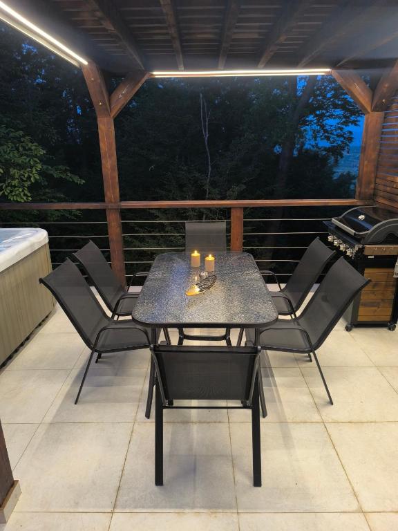 Chalet Vista - 2
