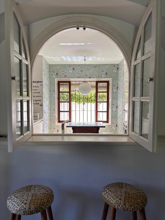 Nice villa with a garden - 4