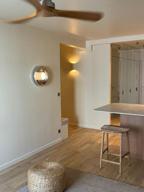 Chic Pied-à-Terre Heart of Paris 7th - 2