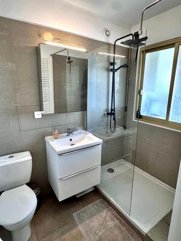 Large studio apartment in Vieux-Cannet sea view and terrace - 4