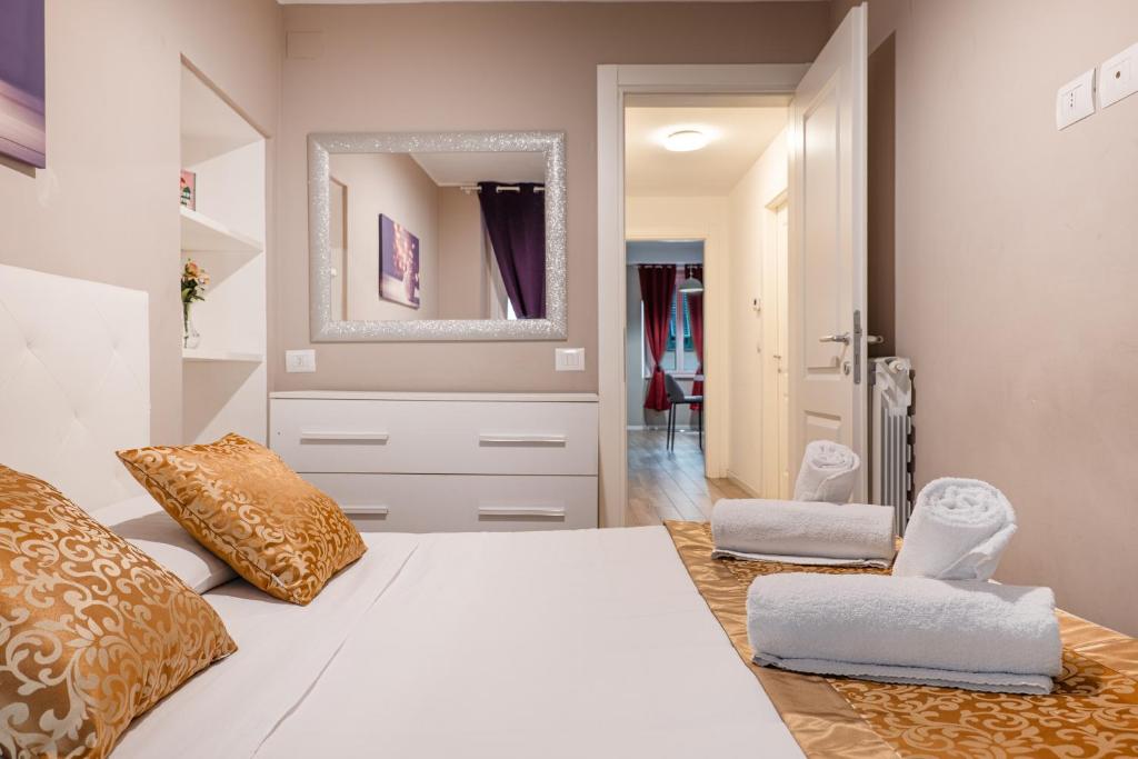 Santa Croce 2 Bedroom, Comfort, AC & Wi-Fi - 4