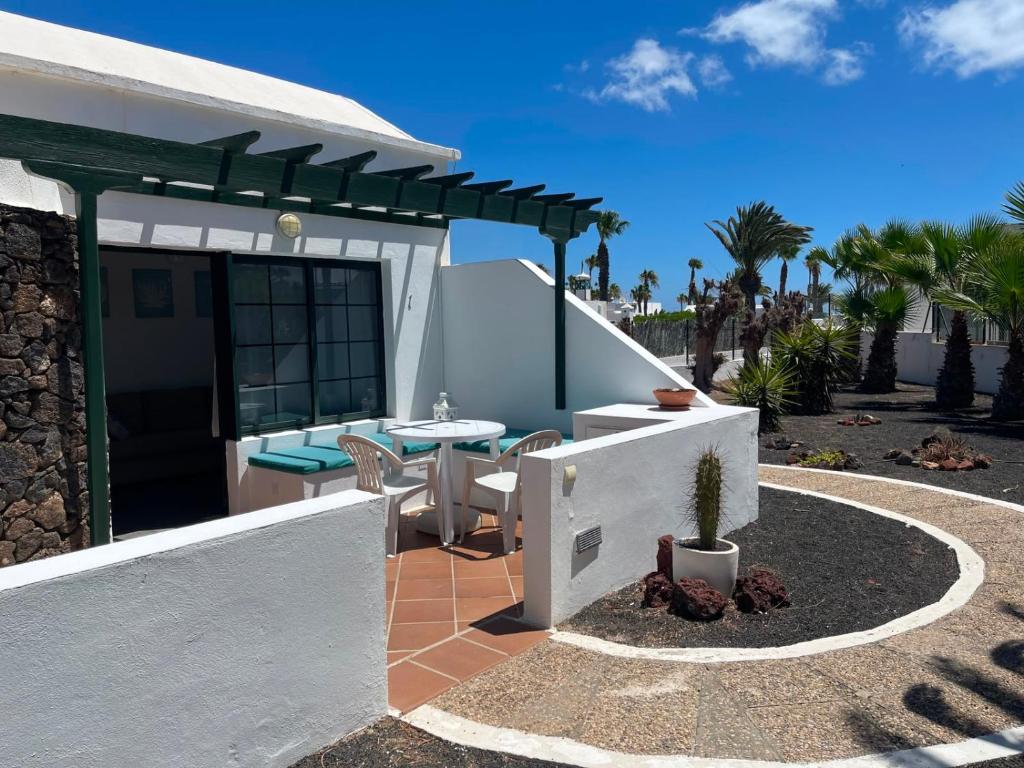 Casita Blanca, Jardín del Sol 1 - 1