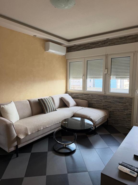 Wolf Apartment with Sea View in City Center - 2