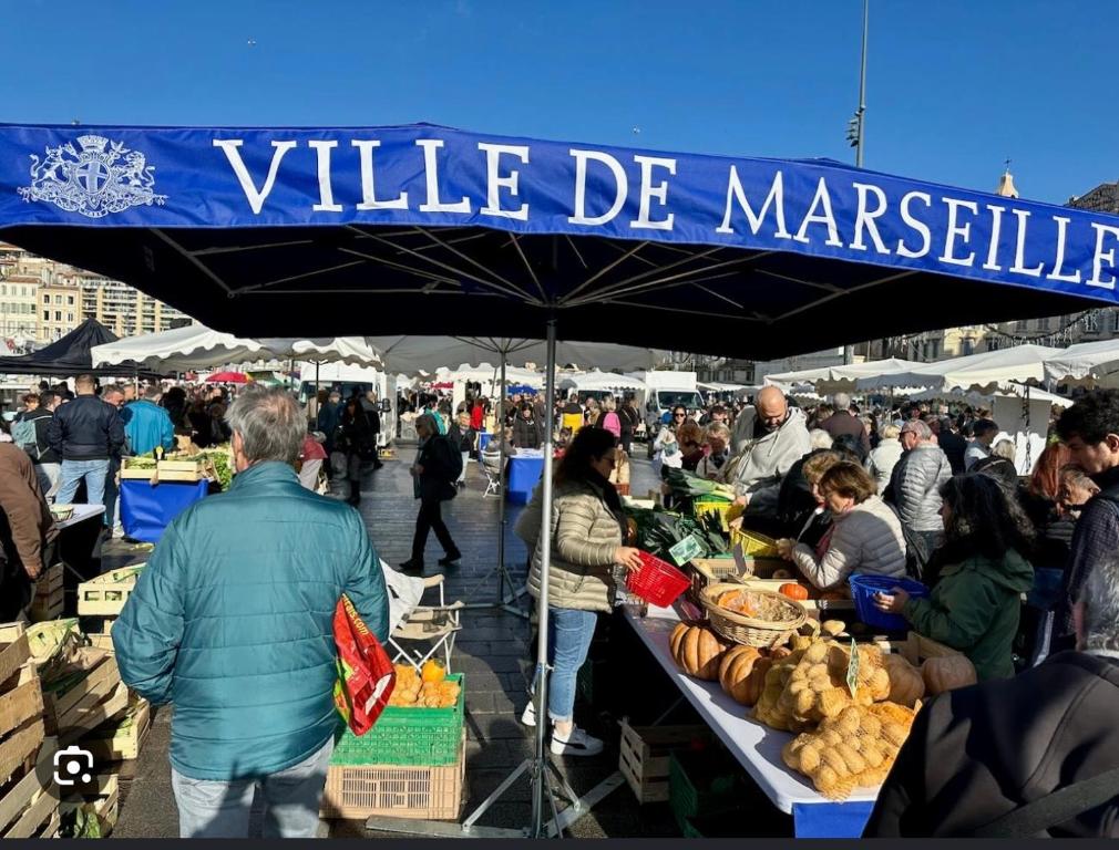 Appartement T2 pratique pour séjourner à Marseille - 2