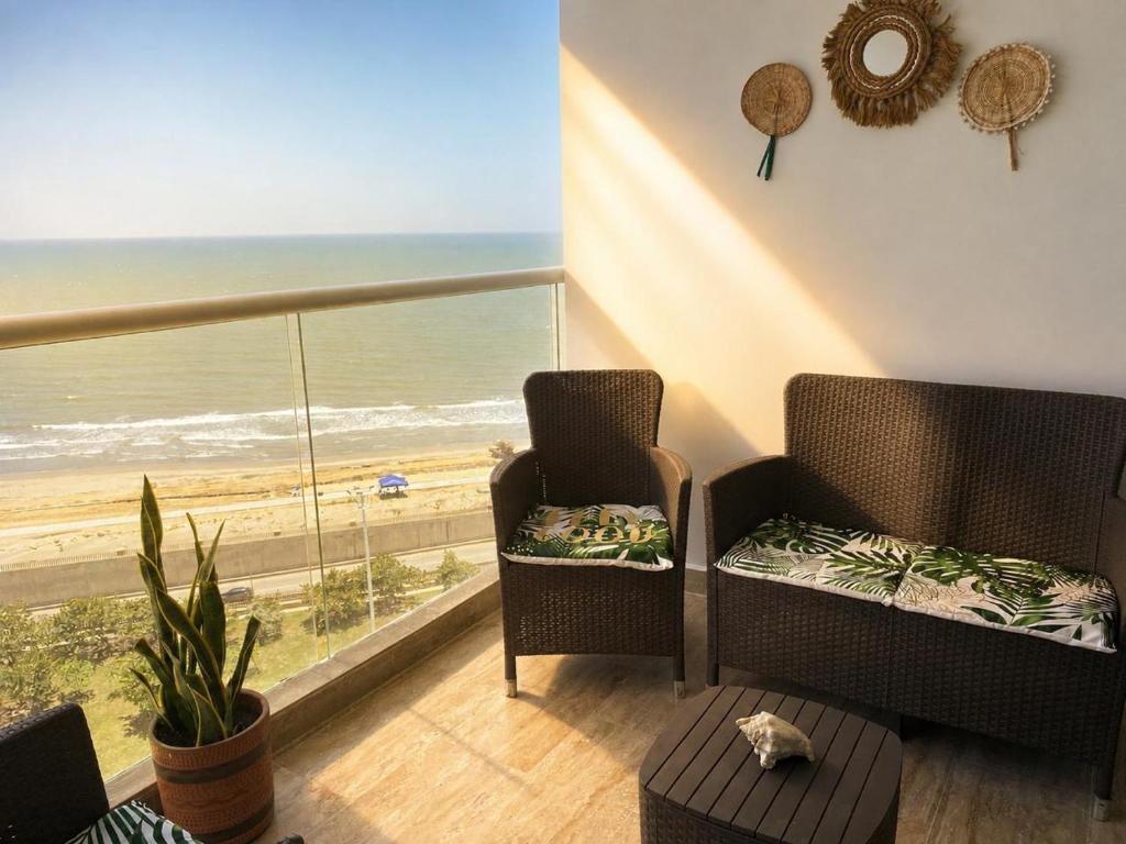 Aparta Suite en Cartagena vista al mar balcon privado Piscina - 1