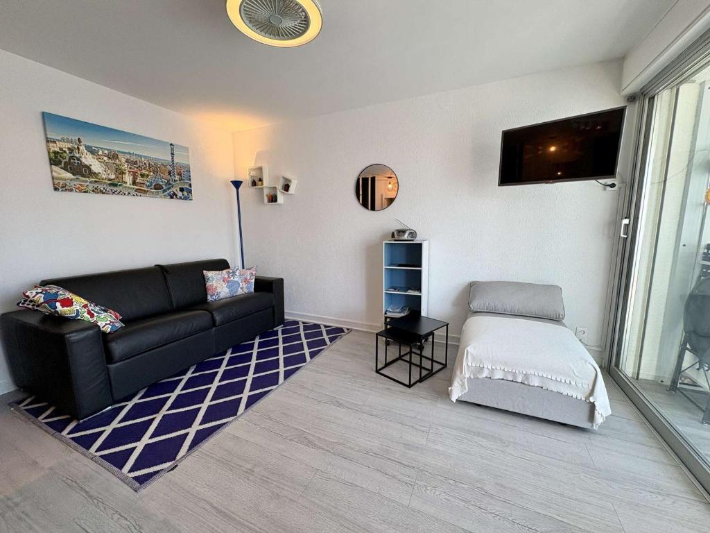 Studio rénové, climatisation - 3 pers., près plage Salis - 3