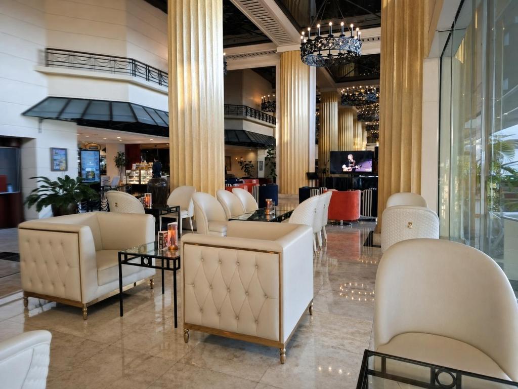 Bar/lounge