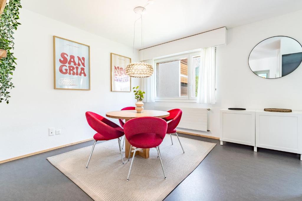 Moderne 2,5 Zimmer Wohnung Mayenzett - 2