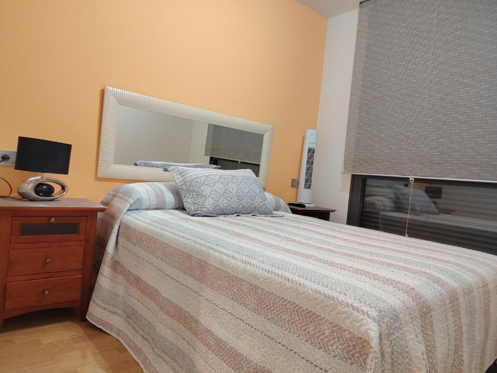 Apartamentos Chevere Naranja con Garaje - 1