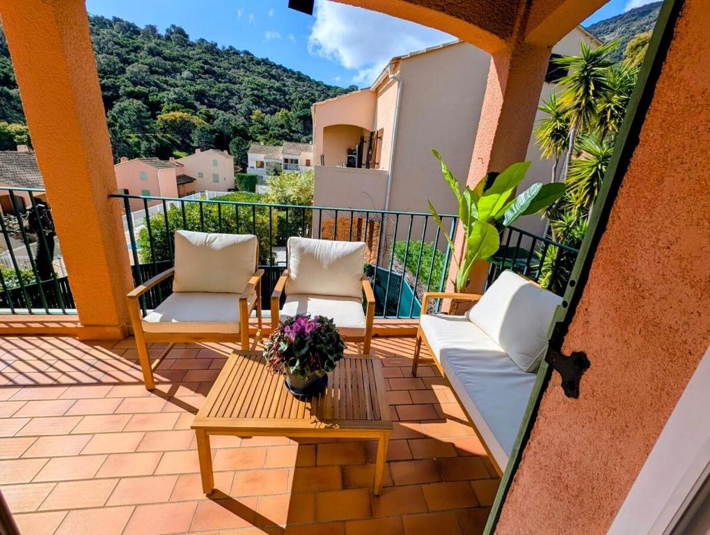 Résidence avec piscine, hébergement climatisé 6 couchages deux chambres - 4