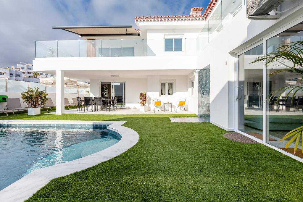 Exclusive Villa Atlantida with Private Heated Pool - 1