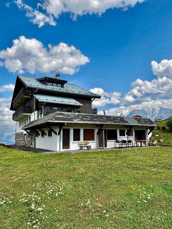 Pieds des pistes & jardin avec vue MontBlanc - terrasse rez de jardin, wifi, parking privé, linge de lit, cuisine équipée - 1 à 4 pers - 2