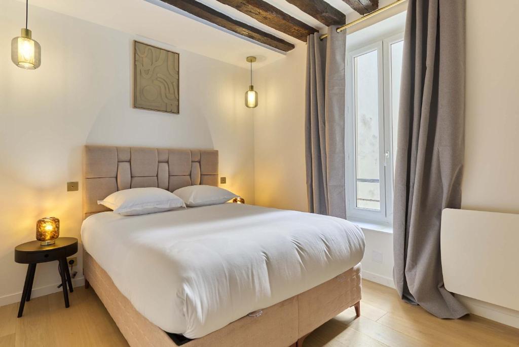Charming apartment in Le Marais Center of Paris - 2