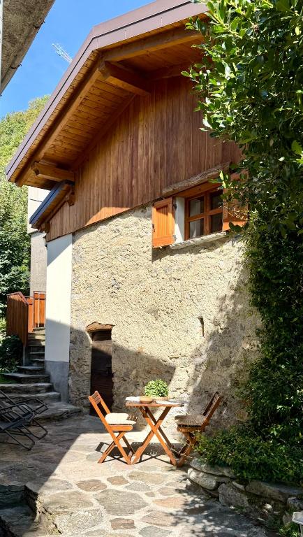 Casa Bucaneve & Ciclamino - YourLakeComoHome - 2