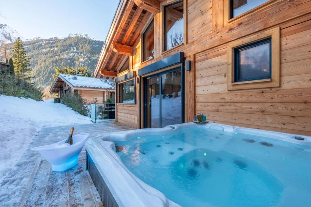 Chalet Seven Summits - Pool - Sauna - Jacuzzi - By Cozee Rentals - 2