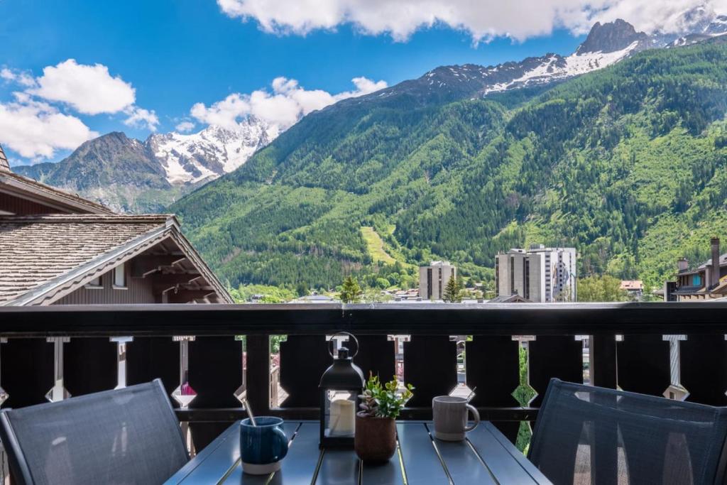 Clos Savoy - New Apartment Close to City center & Free parking - By Cozee Rentals - 3
