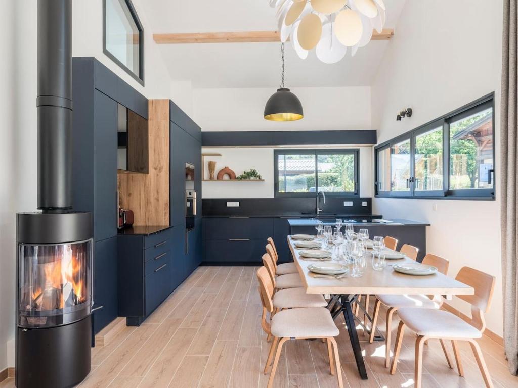 Chalet Bossonge - Nordic bath - 4 Bedrooms - By Cozee Rentals - 3
