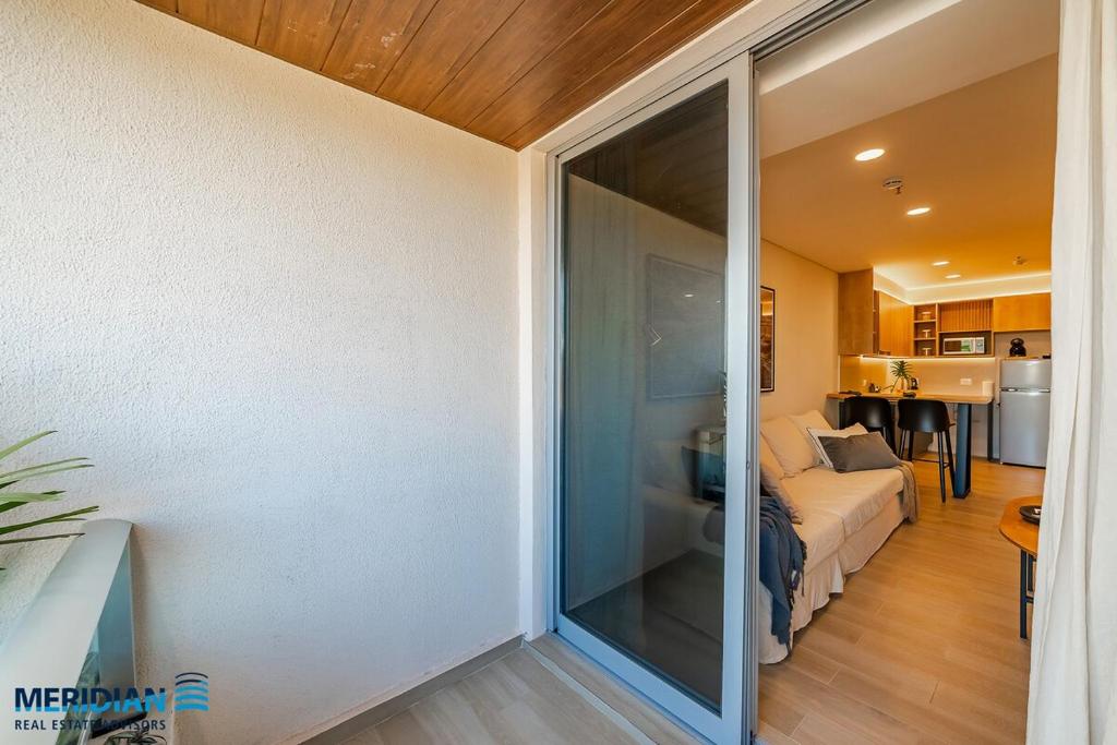 Houze Steps from the Shopping del Sol with professional decoration! - 2